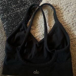 ALO Yoga Classic Black Sports Bra
